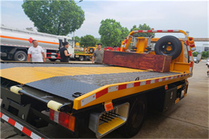 天祝附近拖车电话号码服务